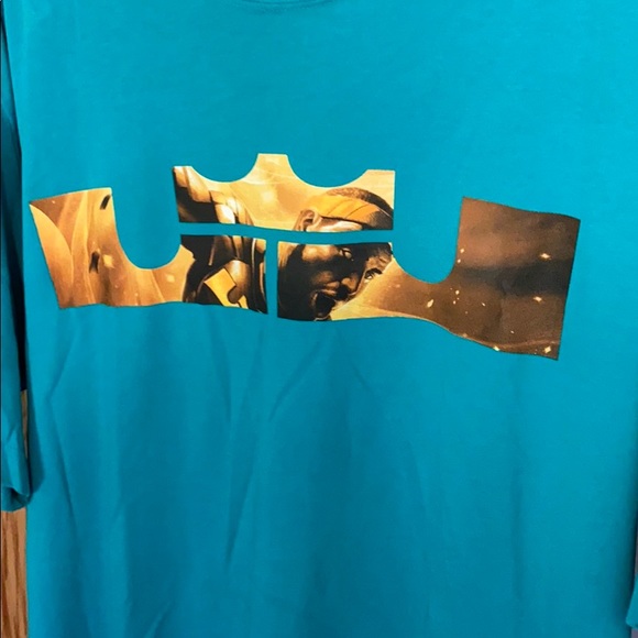 Nike Dri-Fit LeBron James Shirt - Picture 3 of 3